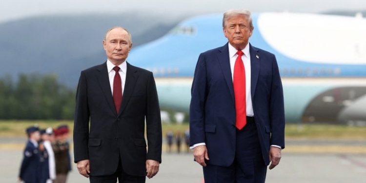 ‘Absolutely incredible’: B-2 bomber, F-35 escort set stage for Trump-Putin talks in Alaska