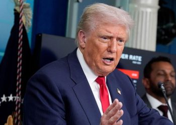 Trump goes after Zelenskyy over ‘land swapping’ dispute, lays out ‘feel out meeting’ with Putin